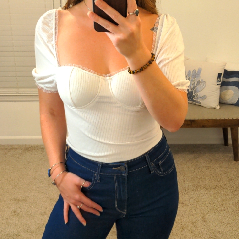 Fashion Nova white large ribbed crop top square neck puff sleeves padded used